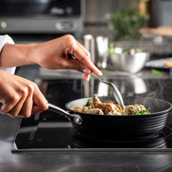 Masterchef Frigideira Preto>CASA Sale